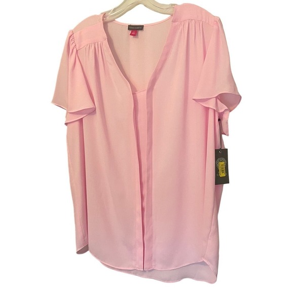 NWT Vince Camuto Plus Size Flutter Sleeve Top Size 1X - Picture 1 of 8